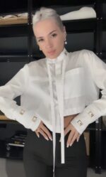 Crop Shirt Gold Detailed sleeves